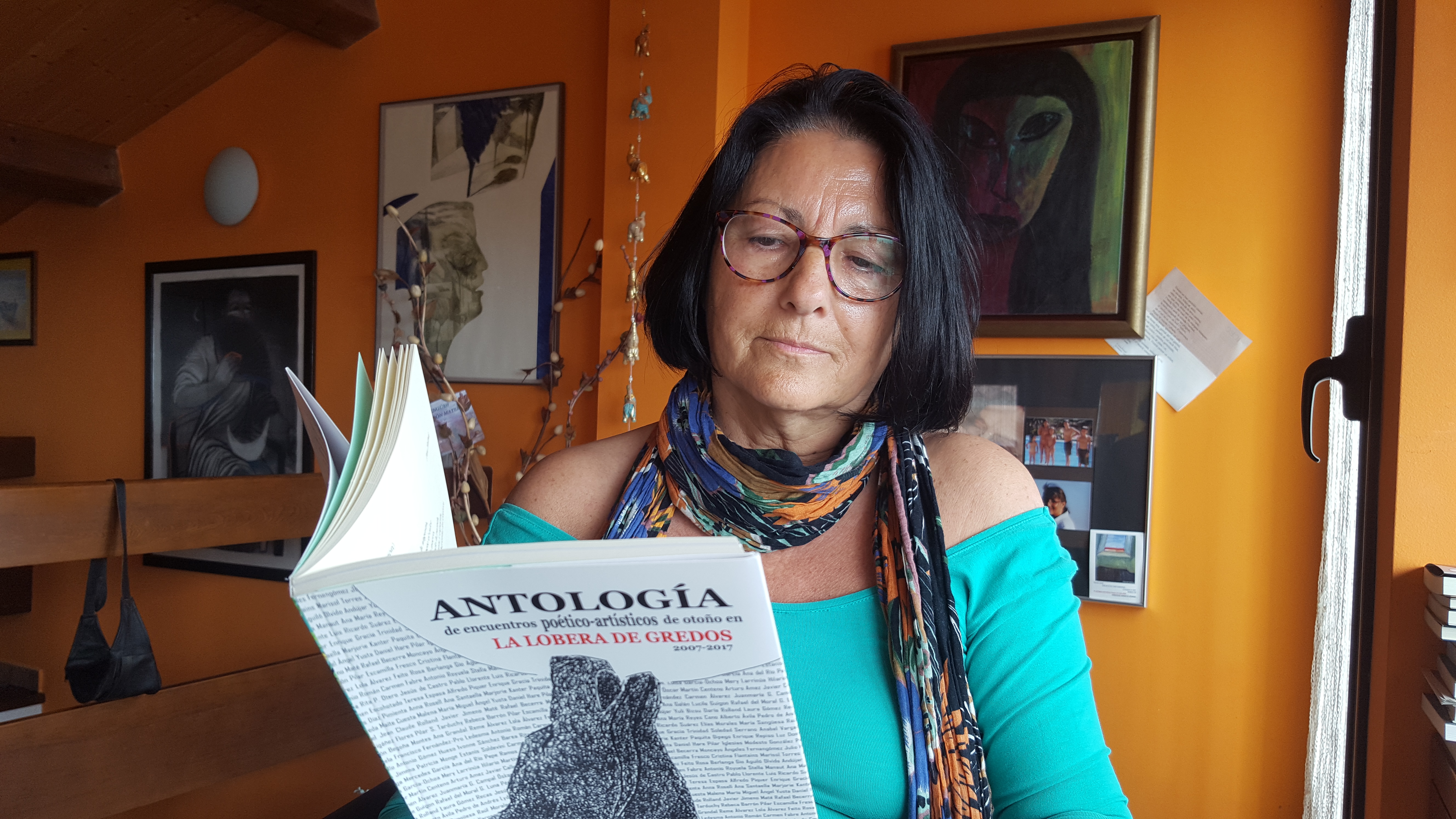 La escritora y poeta Anna Rossell