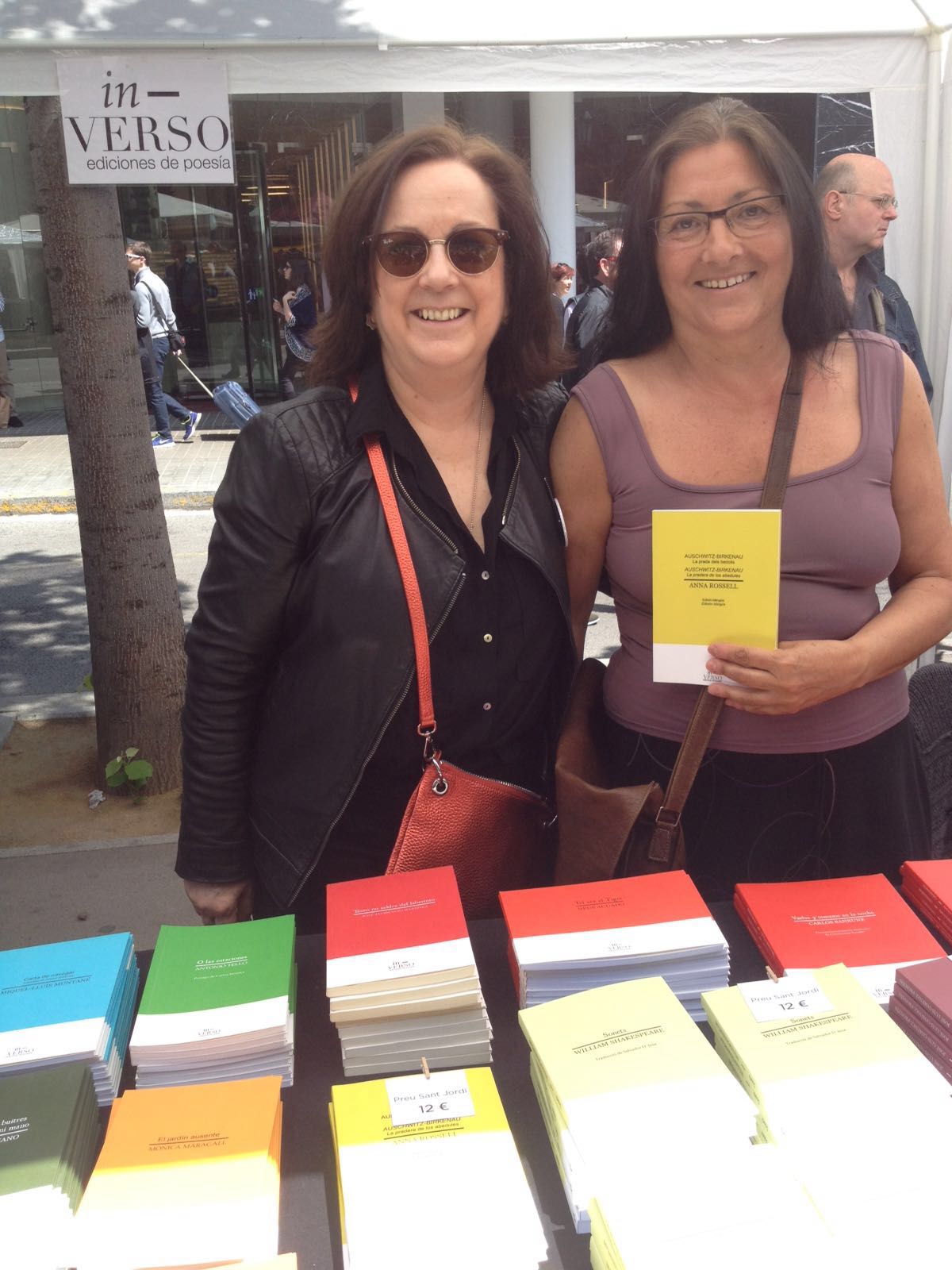 Amàlia Sanchís (Ed. InVerso) amb Anna Rossell