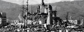 Portada del llibre «L'home dalt del pont», diari de visita a Hiroshima i Nagasaki 
